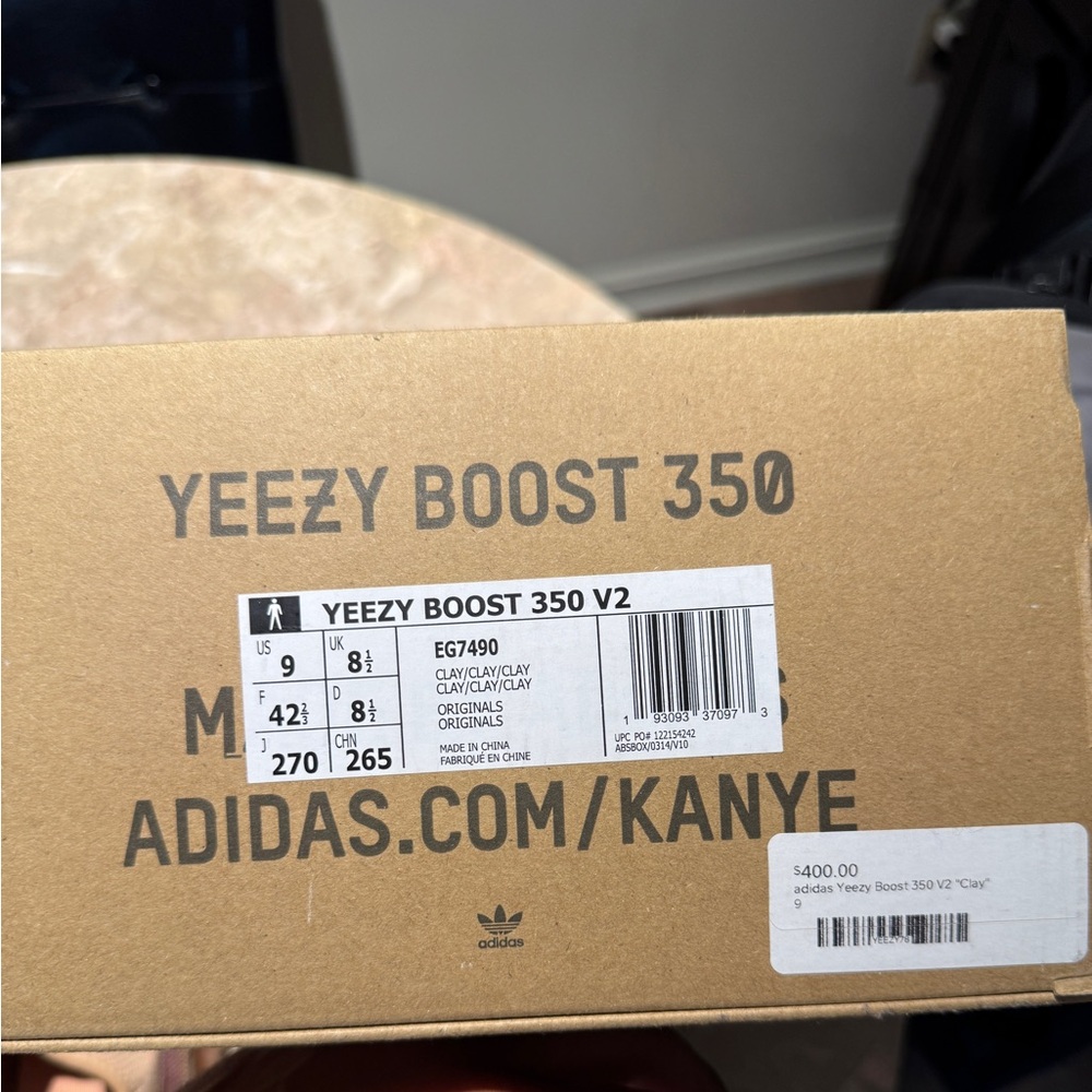Yeezy boost 350 V2 Clay - Picture 6 of 8